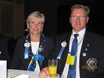 Kaijan kanssa DG-lounaalla Sydneyn Conventionissa 2010.