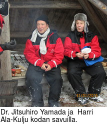 Dr. Jitsuhiro Yamada ja Harri Ala-Kulju kodan savuilla.